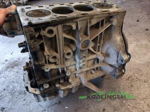 Engine from a Volkswagen Golf V (1K1) 1.4 FSI 16V 2006