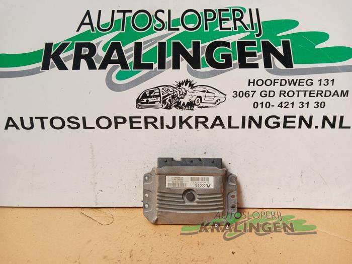 Used Engine management computer Renault Megane II Grandtour (KM) 2.0 16V Price € 74,99 Margin scheme offered by Autosloperij Kralingen B.V.