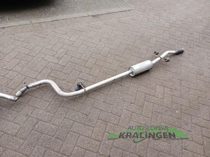 Gebrauchte Auspuff Mitteldämpfer Peugeot 207/207+ (WA/WC/WM) 1.4 16V VTi Preis auf Anfrage angeboten von Autosloperij Kralingen B.V.