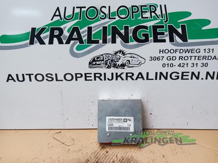 Used Engine management computer Opel Corsa B (73/78/79) 1.4i Price € 49,99 Margin scheme offered by Autosloperij Kralingen B.V.