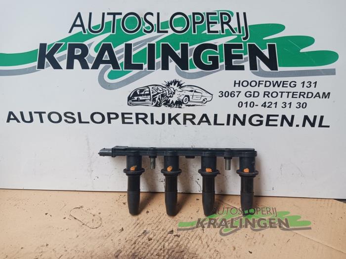 Begagnade Tändspole Opel Zafira (M75) 1.6 16V Pris € 24,99 Marginaltabell erbjuds av Autosloperij Kralingen B.V.