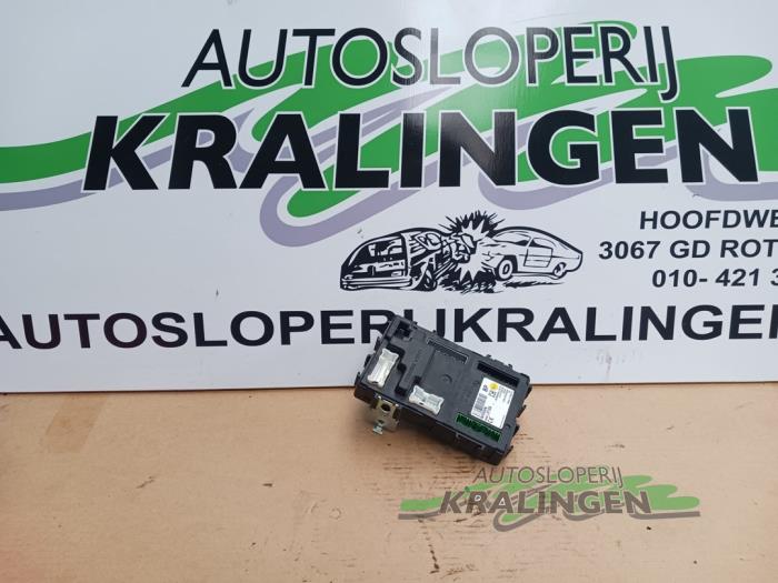 Used Body control computer Renault Koleos I 2.5 16V Price € 149,99 Margin scheme offered by Autosloperij Kralingen B.V.