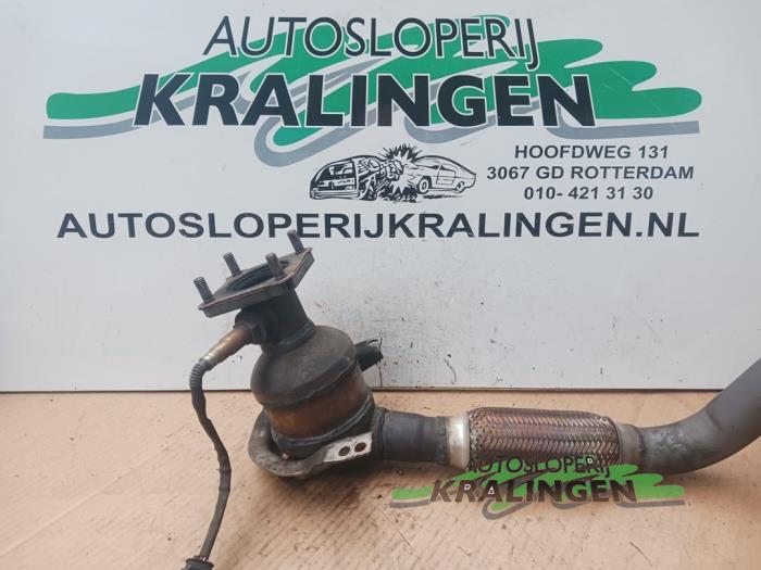 Used Front pipe + catalyst Volkswagen Golf Plus (5M1/1KP) 1.6 FSI 16V Price on request offered by Autosloperij Kralingen B.V.
