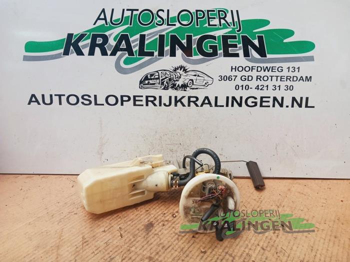 Begagnade Bensinpump Nissan Micra (K11) 1.3 LX,SLX 16V Pris € 18,97 Marginaltabell erbjuds av Autosloperij Kralingen B.V.