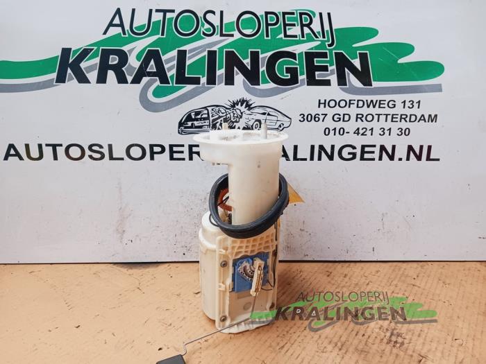 Begagnade Bensinpump Volkswagen Passat (3B2) 1.8 T 20V Pris € 49,99 Marginaltabell erbjuds av Autosloperij Kralingen B.V.