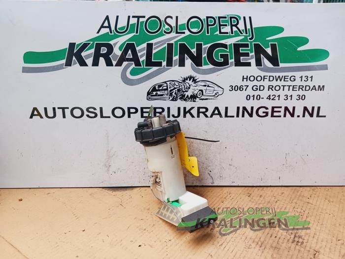 Gebrauchte Benzinpumpe Citroen Saxo Preis € 19,99 Margenregelung angeboten von Autosloperij Kralingen B.V.