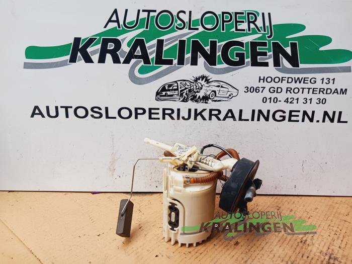 Gebrauchte Benzinpumpe Volkswagen Golf III (1H1) 1.8i Preis € 24,99 Margenregelung angeboten von Autosloperij Kralingen B.V.