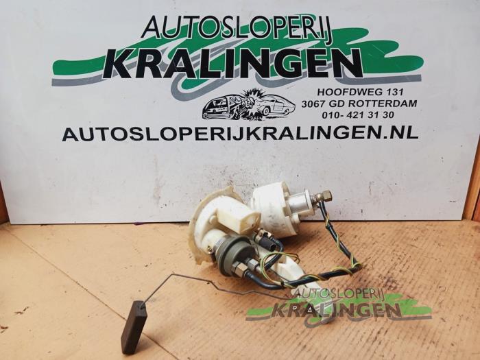 Begagnade Bensinpump Audi 100 (C4) 2.3 E 5E Pris € 100,00 Marginaltabell erbjuds av Autosloperij Kralingen B.V.