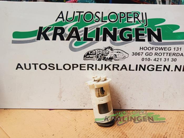 Gebrauchte Benzinpumpe Peugeot 205 II (20A/C) 1.1 XE,GE,XL,GL,XR,GR Preis € 34,99 Margenregelung angeboten von Autosloperij Kralingen B.V.