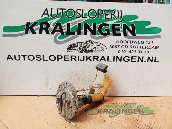 Gebrauchte Benzinpumpe Toyota Starlet (EP9) 1.3,XLi,GLi 16V Preis € 50,00 Margenregelung angeboten von Autosloperij Kralingen B.V.