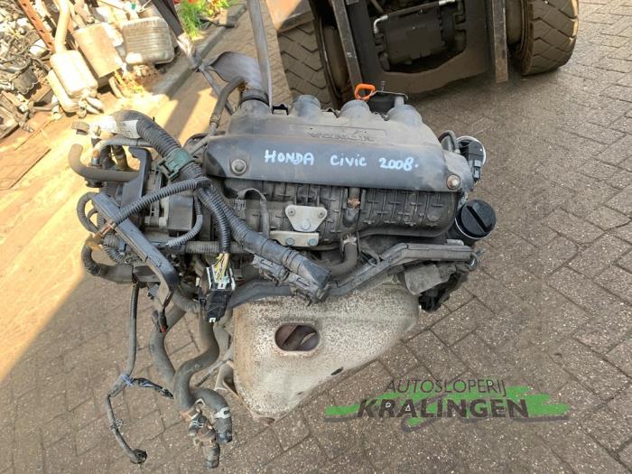 Used Engine Honda Civic (FK/FN) 1.4 i-Dsi Price € 299,00 Margin scheme offered by Autosloperij Kralingen B.V.