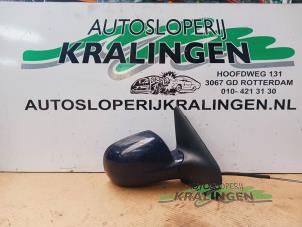 Begagnade Skärmspegel, höger Volkswagen Golf IV (1J1) 1.4 16V Pris på förfrågan erbjuds av Autosloperij Kralingen B.V.