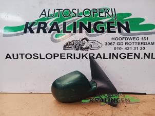 Begagnade Skärmspegel, höger Volkswagen Golf IV (1J1) 1.4 16V Pris på förfrågan erbjuds av Autosloperij Kralingen B.V.