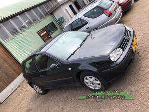 Begagnade Skärmspegel, höger Volkswagen Golf IV (1J1) 1.6 16V Pris € 49,99 Marginaltabell erbjuds av Autosloperij Kralingen B.V.