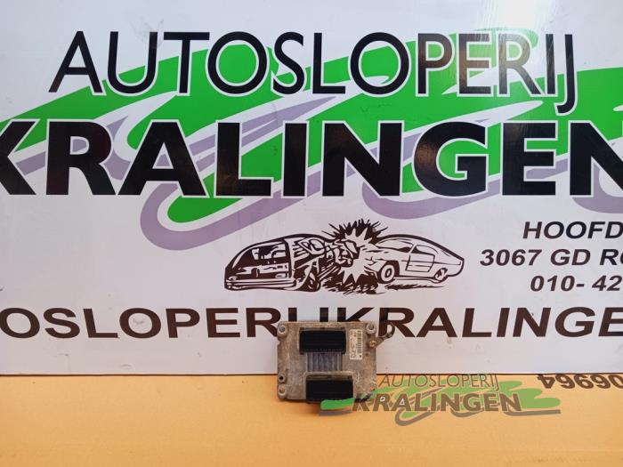 Used Engine management computer Opel Corsa D 1.4 16V Twinport Price € 29,99 Margin scheme offered by Autosloperij Kralingen B.V.