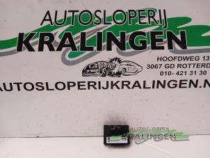 Begagnade Dragkroksmodul Opel Astra H (L48) 1.6 16V Twinport Pris € 19,98 Marginaltabell erbjuds av Autosloperij Kralingen B.V.
