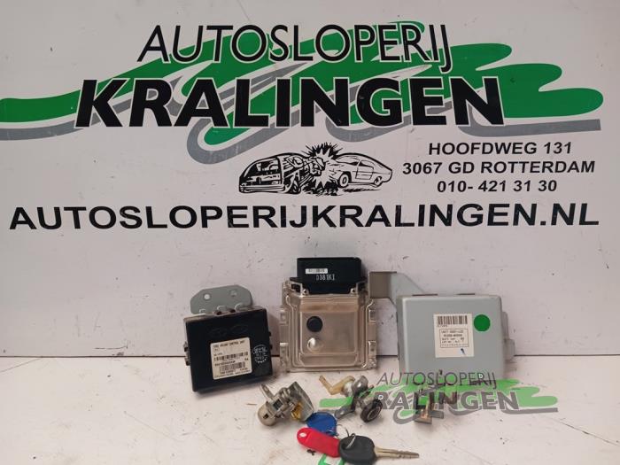 Gebrauchte Schlossset Hyundai i10 (F5) 1.0i 12V Preis € 199,99 Margenregelung angeboten von Autosloperij Kralingen B.V.