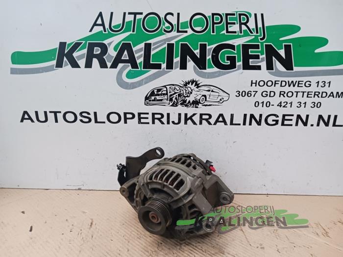 Begagnade Dynamo Opel Corsa C (F08/68) 1.4 16V Pris på förfrågan erbjuds av Autosloperij Kralingen B.V.