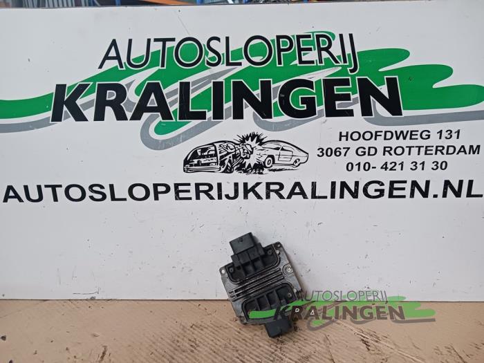 Used Automatic gearbox computer Opel Corsa C (F08/68) 1.4 16V Price € 24,99 Margin scheme offered by Autosloperij Kralingen B.V.