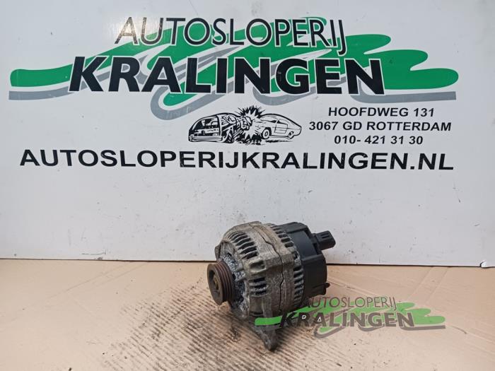 Used Dynamo Mitsubishi Carisma 1.6i 16V Price € 39,99 Margin scheme offered by Autosloperij Kralingen B.V.
