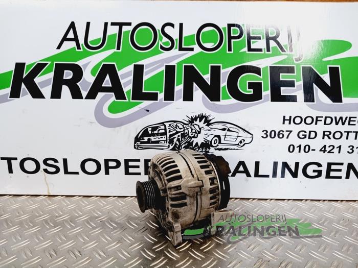 Usagé Alternateur Audi A4 Avant (B7) 3.0 TDI V6 24V Quattro Prix € 99,99 Règlement à la marge proposé par Autosloperij Kralingen B.V.