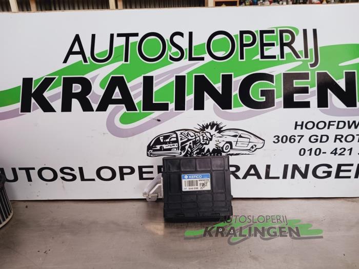 Used Automatic gearbox computer Hyundai Santa Fe II (CM) 2.2 CRDi 16V 4x2 Price € 99,99 Margin scheme offered by Autosloperij Kralingen B.V.