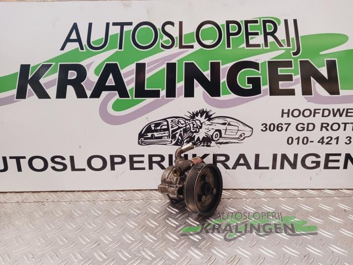 Usagé Pompe de direction Fiat Doblo Cargo (263) 1.3 MJ 16V DPF Euro 5 Prix € 74,99 Règlement à la marge proposé par Autosloperij Kralingen B.V.