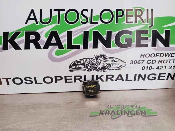 Usagé Bobine Smart City-Coupé 0.7 Turbo i.c. Prix € 9,99 Règlement à la marge proposé par Autosloperij Kralingen B.V.