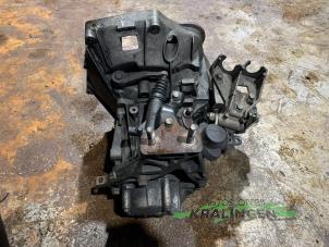Getriebe van een Fiat Doblo Cargo (263) 1.3 MJ 16V DPF Euro 5 2011