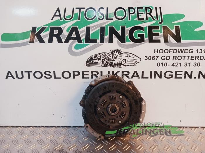 Gebrauchte Kupplungsset (komplett) Mitsubishi Space Star (DG) 1.6 16V Preis auf Anfrage angeboten von Autosloperij Kralingen B.V.