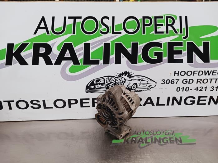 Gebrauchte Dynamo Ford Fiesta 4 1.25 16V Preis € 24,98 Margenregelung angeboten von Autosloperij Kralingen B.V.