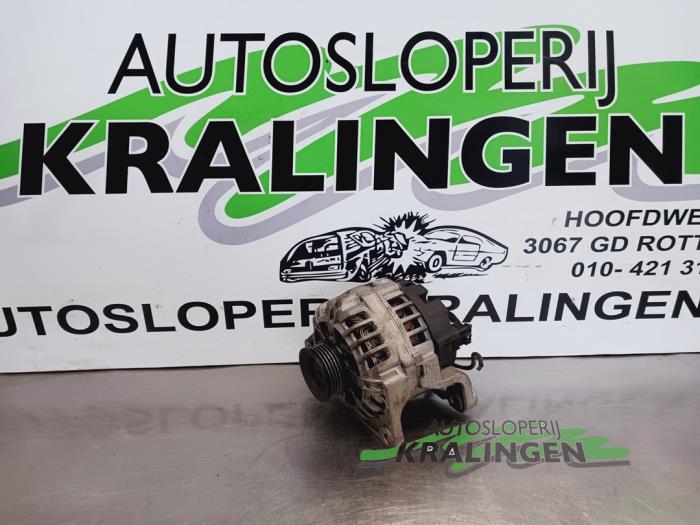 Begagnade Dynamo Volkswagen Passat Variant (3B6) 2.0 Pris € 24,98 Marginaltabell erbjuds av Autosloperij Kralingen B.V.