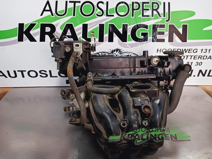Begagnade Topplock Toyota Aygo (B10) 1.0 12V VVT-i Pris € 69,98 Marginaltabell erbjuds av Autosloperij Kralingen B.V.