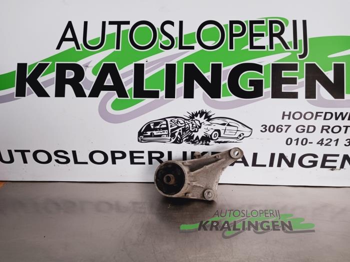 Used Engine mount Opel Astra G (F08/48) 1.6 16V Price on request offered by Autosloperij Kralingen B.V.