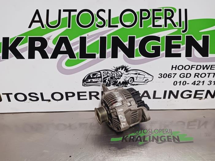 Usagé Dynamo Renault Laguna I Grandtour (K56) 1.8 RN,RT Prix € 24,98 Règlement à la marge proposé par Autosloperij Kralingen B.V.