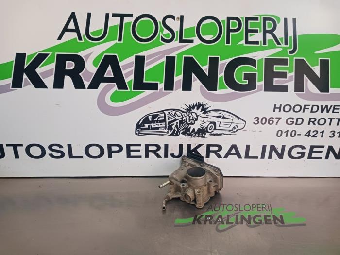 Gebrauchte Drosselklappengehäuse Smart Forfour (454) 1.1 12V Preis € 74,99 Margenregelung angeboten von Autosloperij Kralingen B.V.