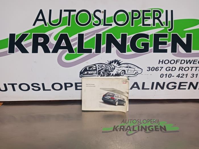 Używane Instrukcja Audi A4 Avant (B7) 3.0 TDI V6 24V Quattro Cena € 19,99 Procedura marży oferowane przez Autosloperij Kralingen B.V.