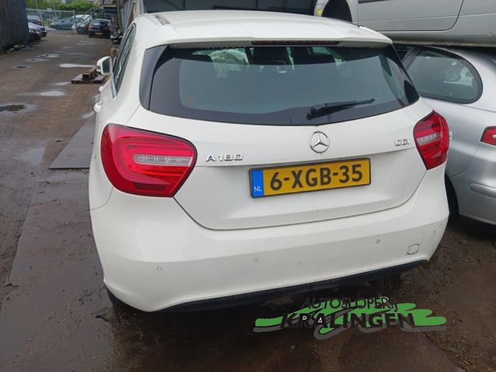 Begagnade Baklucka Mercedes A (W176) 1.5 A-180 CDI, A-180d 16V Pris € 99,99 Marginaltabell erbjuds av Autosloperij Kralingen B.V.