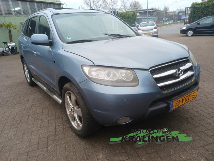 Używane Maska Hyundai Santa Fe II (CM) 2.2 CRDi 16V 4x2 Cena € 99,99 Procedura marży oferowane przez Autosloperij Kralingen B.V.