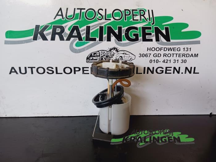 Usagé Pompe essence Seat Ibiza IV SC (6J1) 1.4 16V LPG Prix € 24,99 Règlement à la marge proposé par Autosloperij Kralingen B.V.