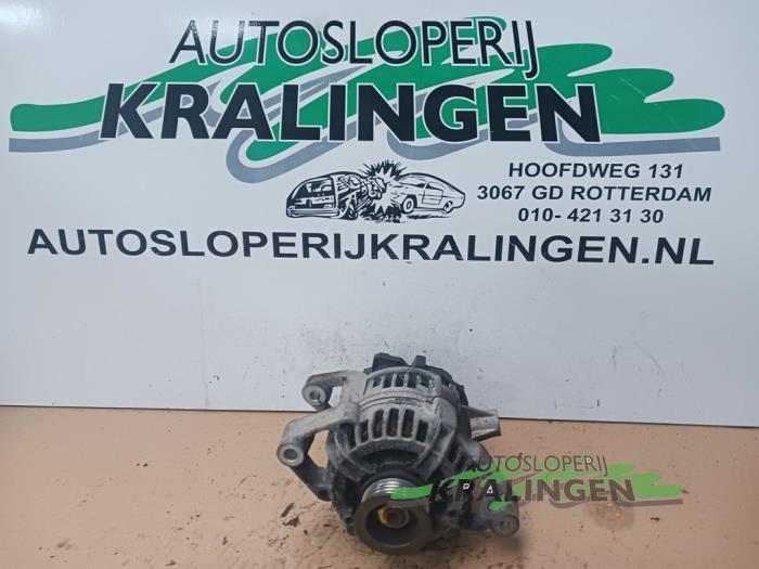 Usagé Dynamo Opel Corsa C (F08/68) 1.2 16V Prix € 24,99 Règlement à la marge proposé par Autosloperij Kralingen B.V.