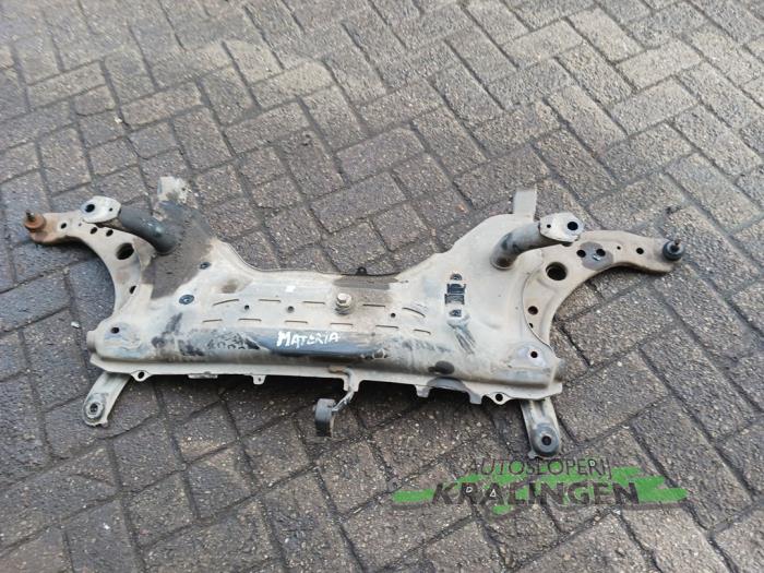 Begagnade Underram Daihatsu Materia 1.5 16V Pris € 150,00 Marginaltabell erbjuds av Autosloperij Kralingen B.V.