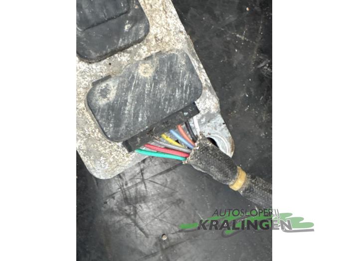 Nox Sensor van een Volkswagen Golf V (1K1) 2.0 FSI 16V 2004