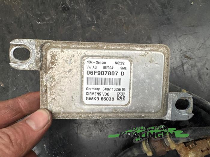 Nox Sensor van een Volkswagen Golf V (1K1) 2.0 FSI 16V 2004