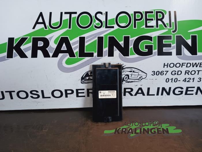 Usagé Ordinateur éclairage BMW 3 serie (E90) 320i 16V Prix € 99,99 Règlement à la marge proposé par Autosloperij Kralingen B.V.