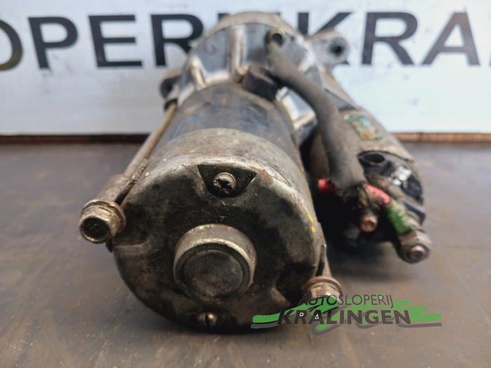 Anlasser van een Peugeot 405 I (15B) 1.9 GLD,GXD,GRD,SRD 1992