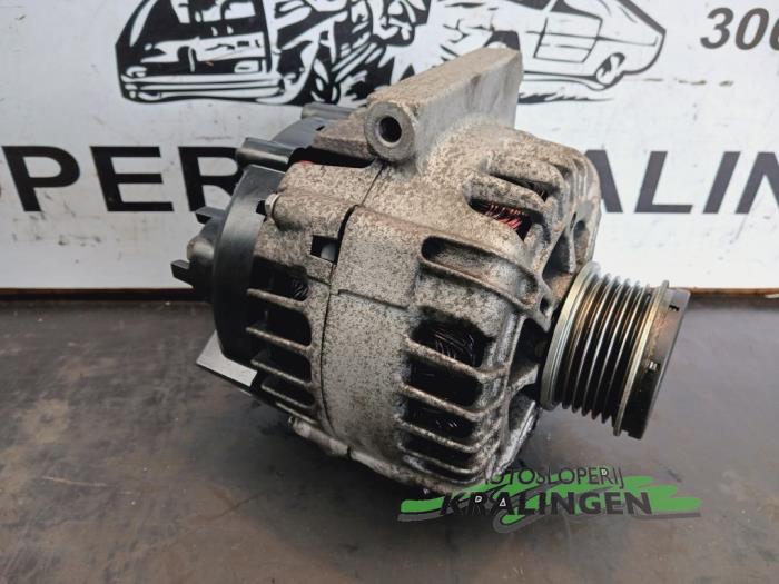 Dynamo van een Chevrolet Aveo (300) 1.3 D 16V 2012