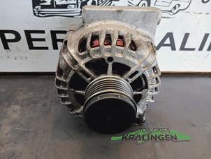 Dynamo van een Chevrolet Aveo (300) 1.3 D 16V 2012