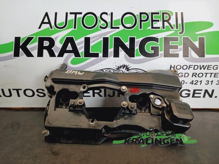 Gebrauchte Ventildeckel BMW 3 serie (E90) 318i 16V Preis auf Anfrage angeboten von Autosloperij Kralingen B.V.