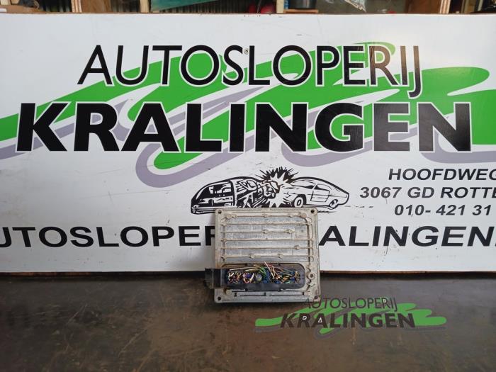 Used Engine management computer Ford Focus 2 Wagon 1.6 Ti-VCT 16V Price on request offered by Autosloperij Kralingen B.V.